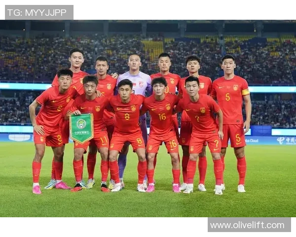 南京足球队在亚运会中的团队协作表现值得称赞与反思的全面分析