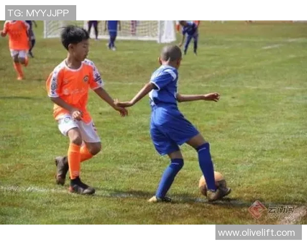 崇拜大空翼的足球明星们如何在绿茵场上追逐梦想与荣耀